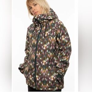 686 Women’s Geometric Ski/Snowboard Jacket – Small NWT